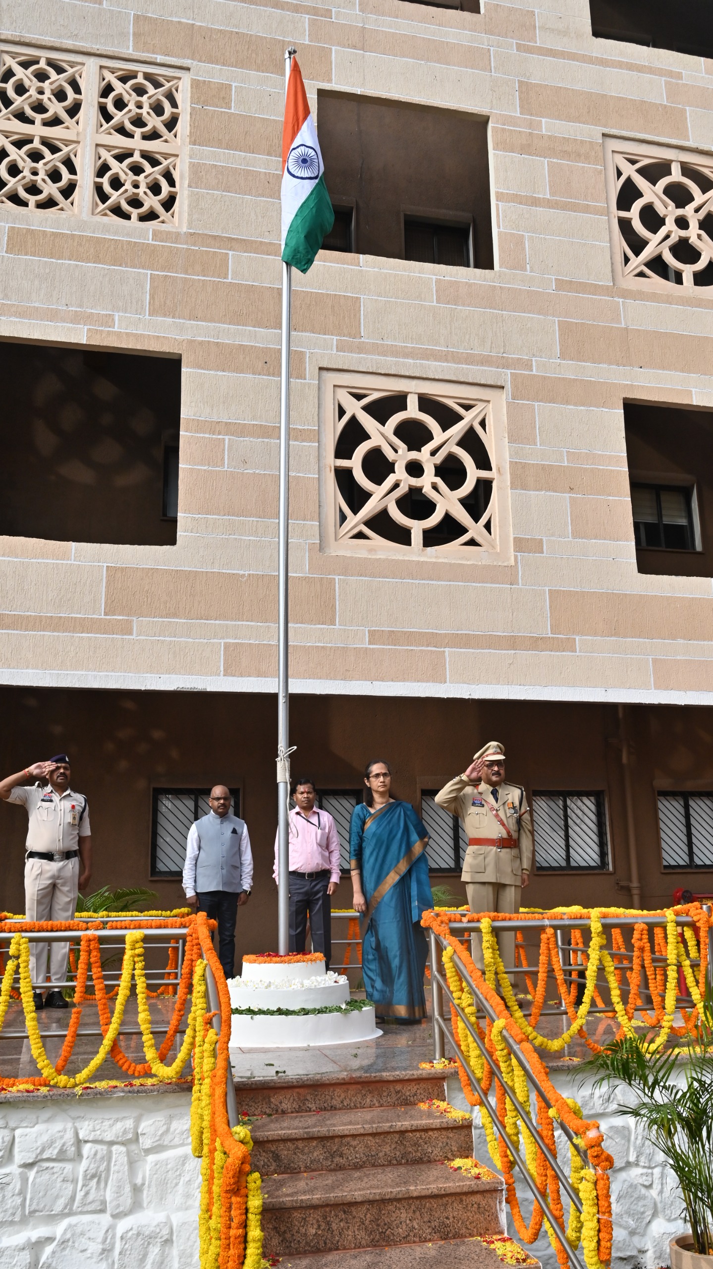 Featured Image Featured Image