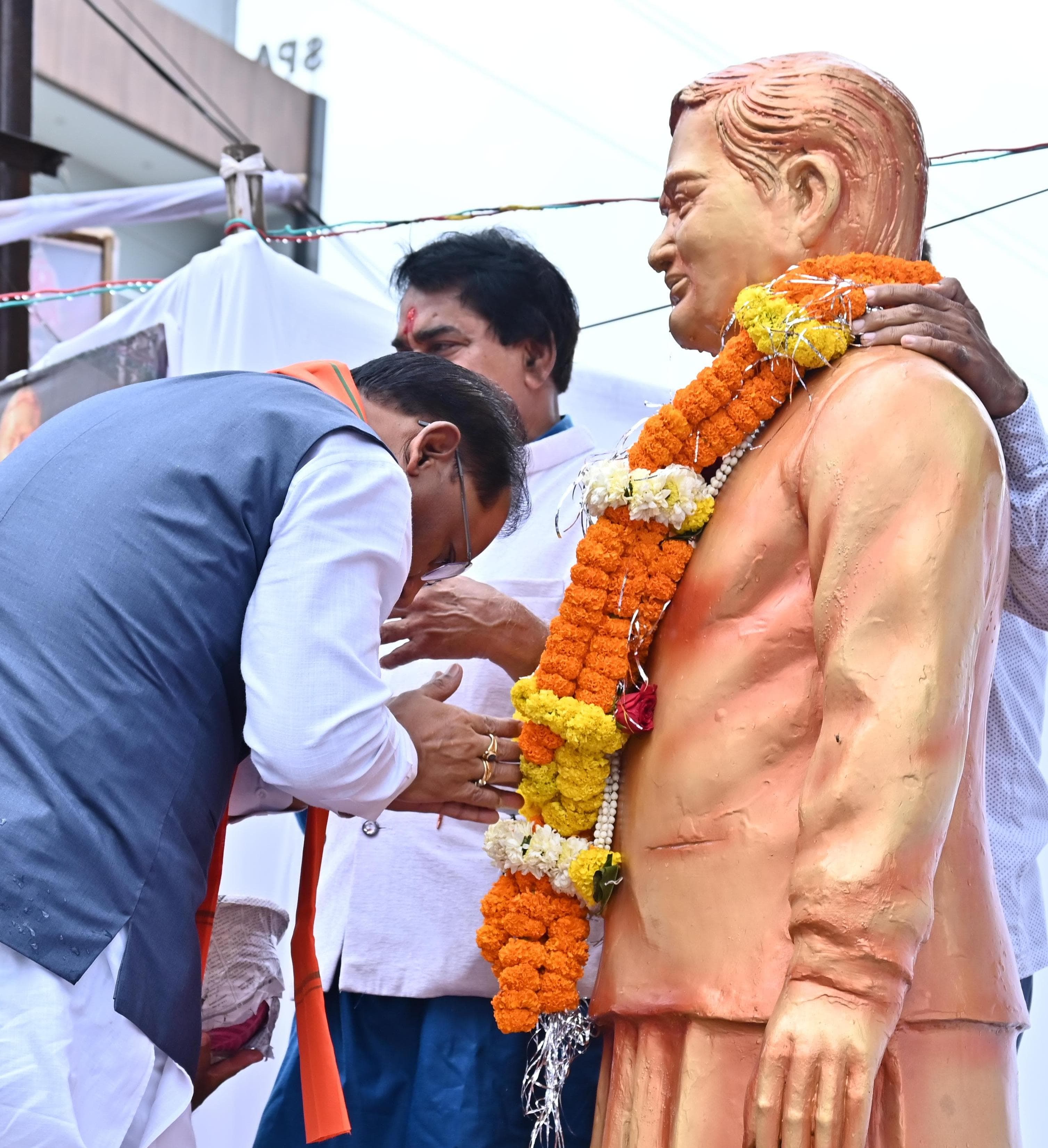 Featured Image Featured Image