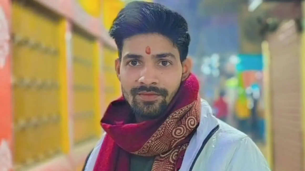 School Sweethearts Turn Sour: Boyfriend Blackmails with Sex Video