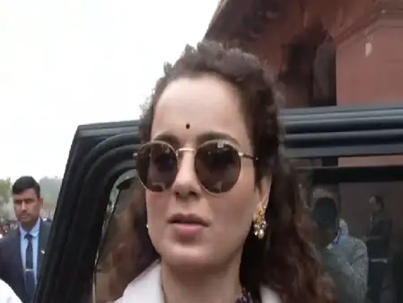 इतनी नीच बातें नहीं...