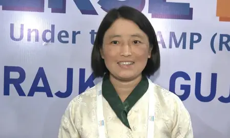 रॉ मटेरियल और प्रोडक्ट्स गुजरात से खरीदने पर कर रहे विचार