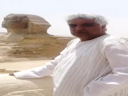 मेरे पास मां है