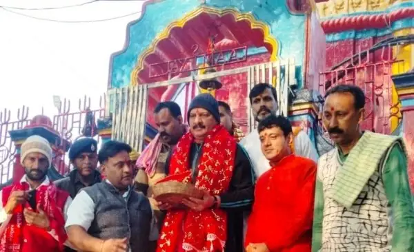 Indian Navy Chief Visits Chhinnamastika Temple on Vasant Panchami