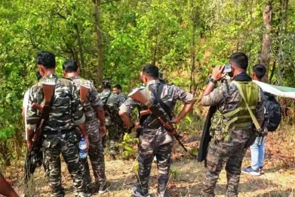 16 Naxals Reported Dead in Major Jharkhand Encounter